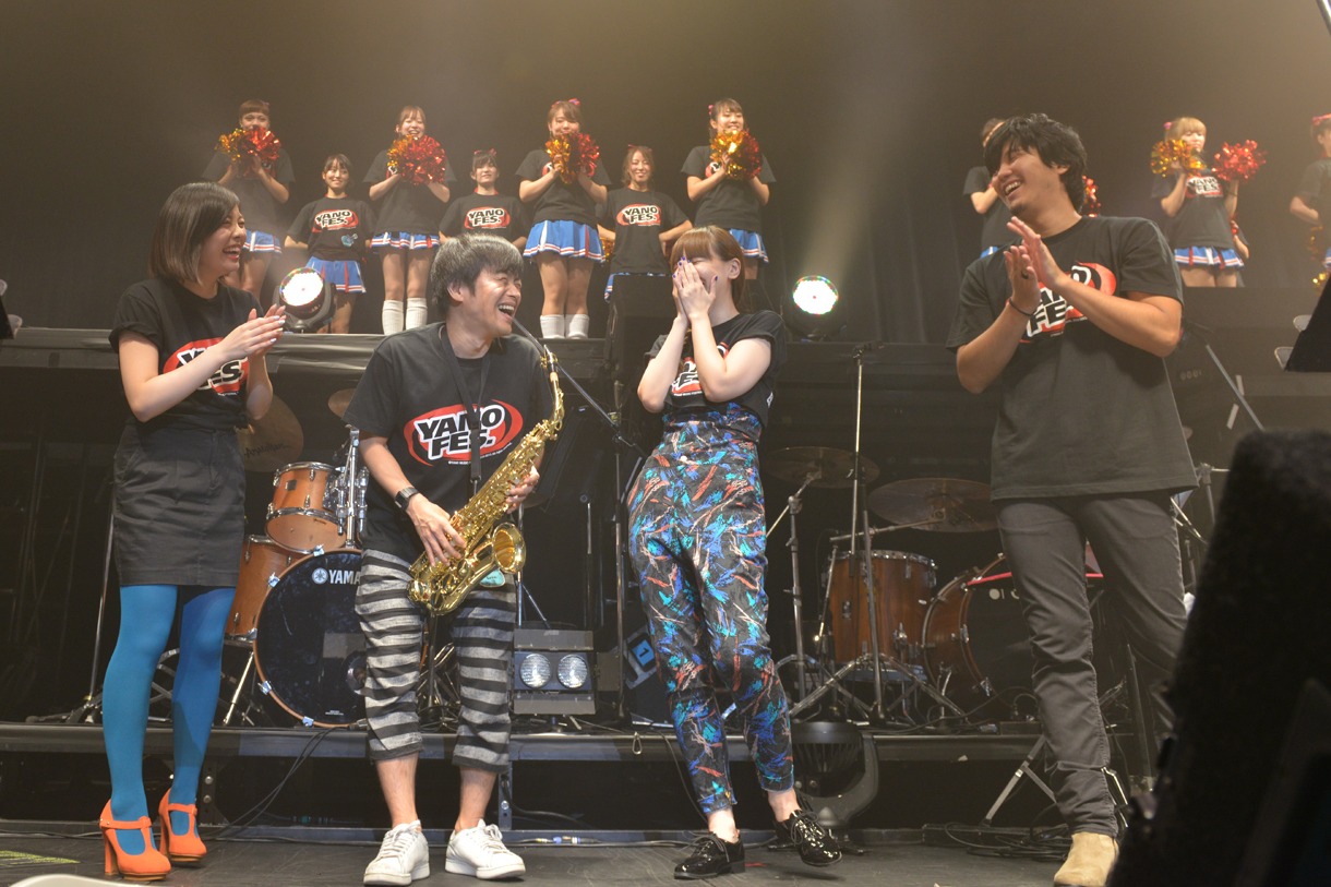 「YANO MUSIC FESTIVAL 2013」エンディングの様子。