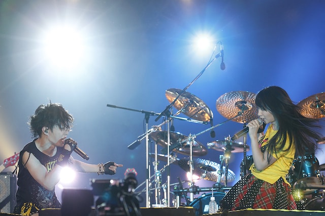 T.M.Revolution×水樹奈々