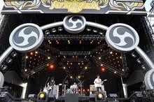 2日目に登場したUNISON SQUARE GARDEN。