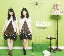ゆいかおり「Bunny」CD＋DVD盤ジャケット