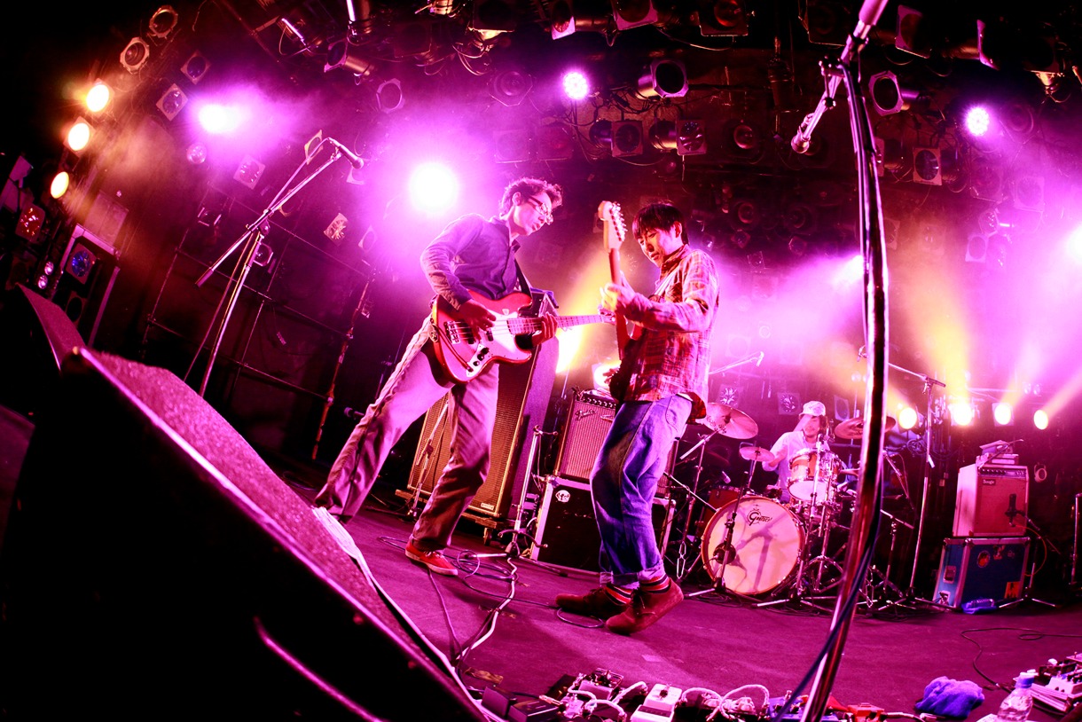 HINTOワンマンライブ「飛べ飛べ, We Can Fly」の様子。（Photo by Viola Kam -V'z Twinkle Photography-）