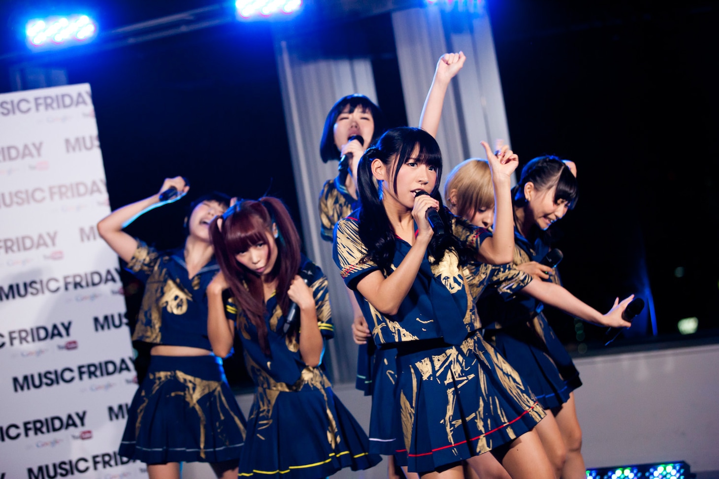 でんぱ組.inc「MUSIC FRIDAY on Google+ | YouTube」出演時のライブの様子。