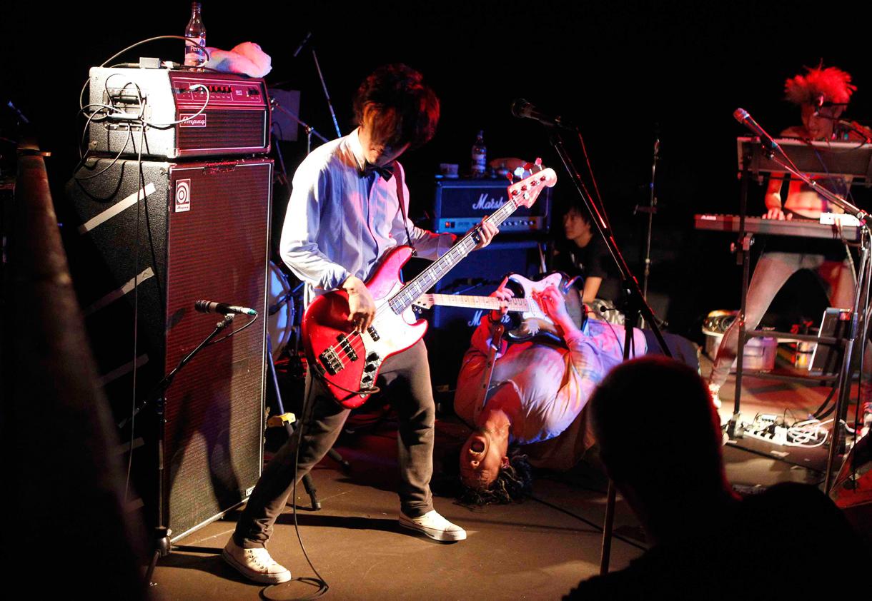 the telephonesが9月25日に行ったロンドン公演の様子。（Photo by Chiaki Nozu）