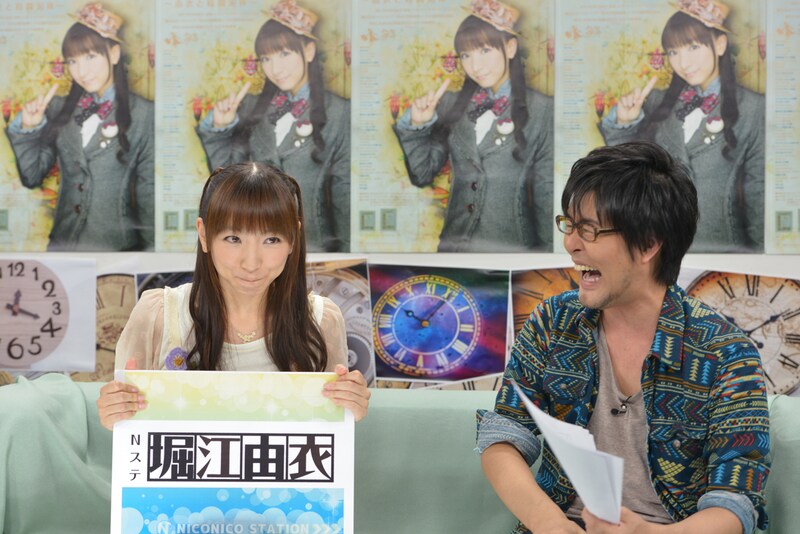 写真は今年9月に配信された「NICONICO STATION #05」の様子。ほっちゃんは「半沢直樹」ブームに乗っかり、堺雅人のモノマネで「倍返しだ！」ならぬ「恩返しだ！」を連呼した。