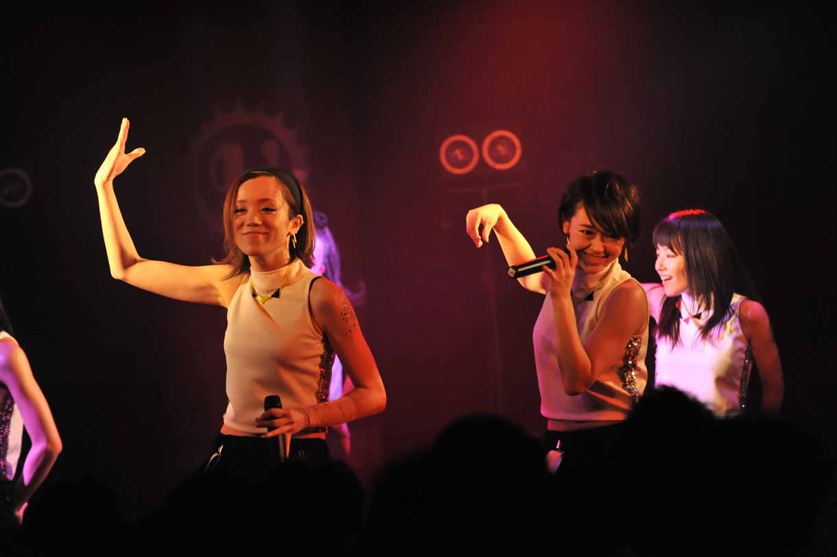 左から一ノ瀬みく、深瀬智聖。