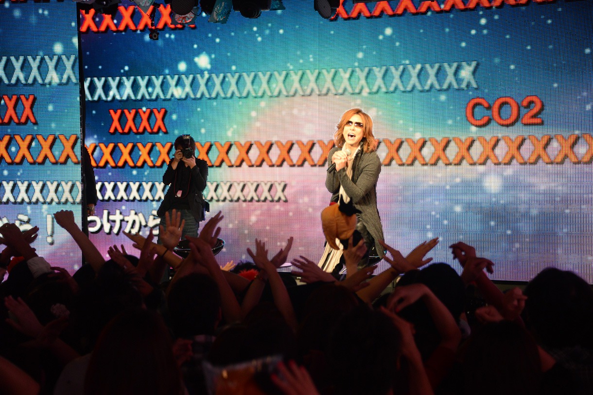 YOSHIKI