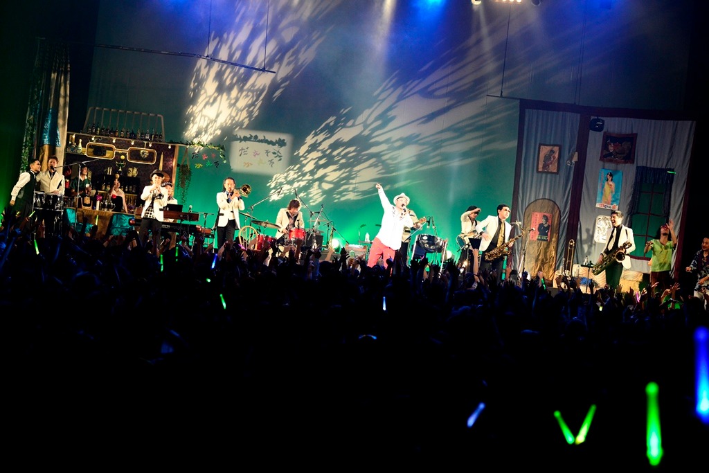 ハナレグミと東京スカパラダイスオーケストラ（Photo by RUI HASHIMOTO -SOUND SHOOTER-）