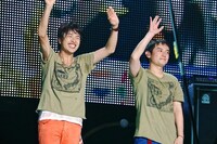 ゆず「YUZU ARENA TOUR 2013 GO LAND」の様子。