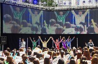 超特急「ウルトラ超特急2013年秋 二大決戦！ ウルトラ超特急 VS 8号車」の様子。