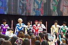 超特急「ウルトラ超特急2013年秋 二大決戦！ ウルトラ超特急 VS 8号車」の様子。