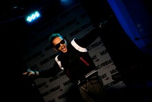 Matt Cab「MUSIC FRIDAY on Google+ | YouTube」出演時のライブの様子。