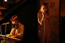 佐藤千明、津野米咲（撮影：上飯坂一）