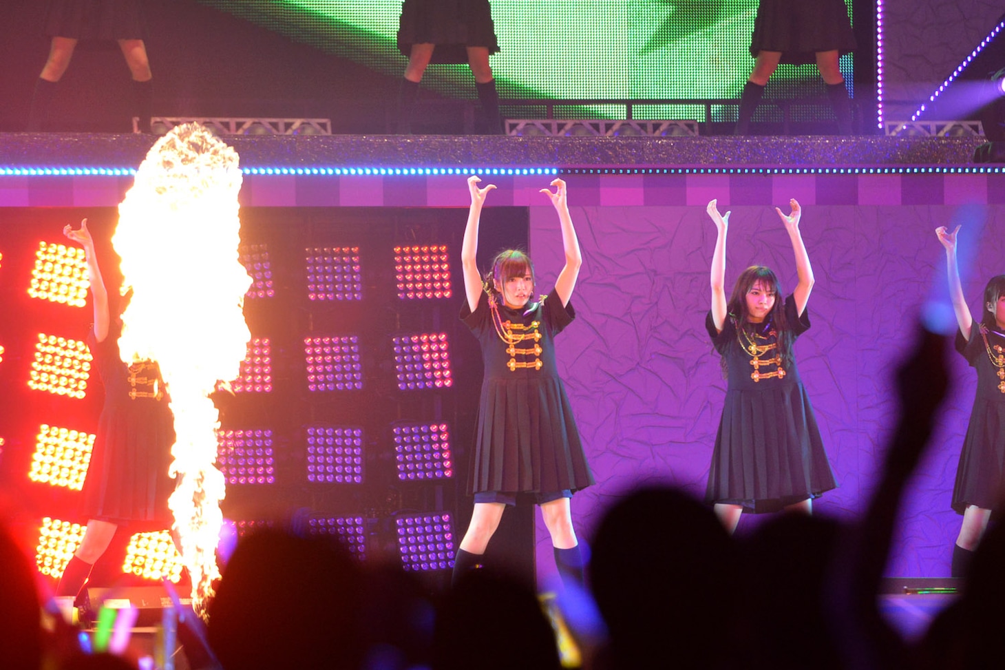 乃木坂46