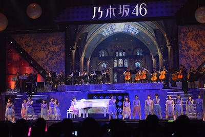 乃木坂46「真夏の全国ツアー2013 FINAL!」公演の様子。
