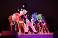 サンリオピューロランドでのiDOL StreetのイベントでのCheeky Parade。