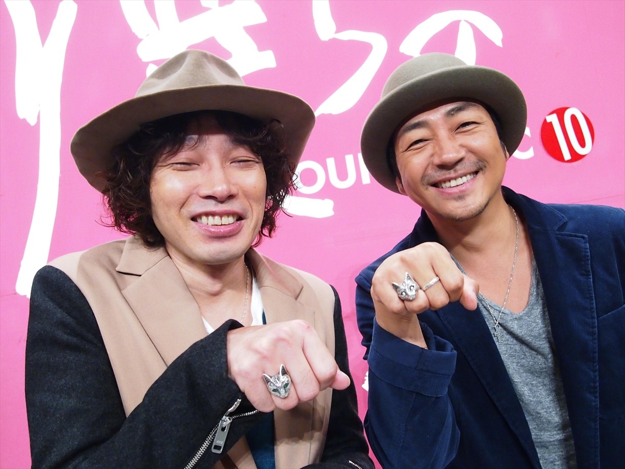 トーク収録後の斉藤和義と大森南朋。