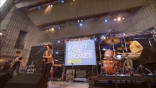 andymori「SPACE SHOWER SWEET LOVE SHOWER 2013 in 東京」出演時の様子。