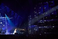 平原綾香「AYAKA HIRAHARA 10th Anniversary CONCERT TOUR 2013 ～Dear Jupiter～」最終公演の様子。