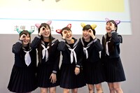 ももいろクローバーZ