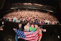 グッドモーニングアメリカ「未来へのスパイラルツアー2013」東京・Shibuya O-EAST公演の様子。（撮影：大参久人）
