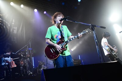 グッドモーニングアメリカ「未来へのスパイラルツアー2013」東京・Shibuya O-EAST公演の様子。（撮影：大参久人）