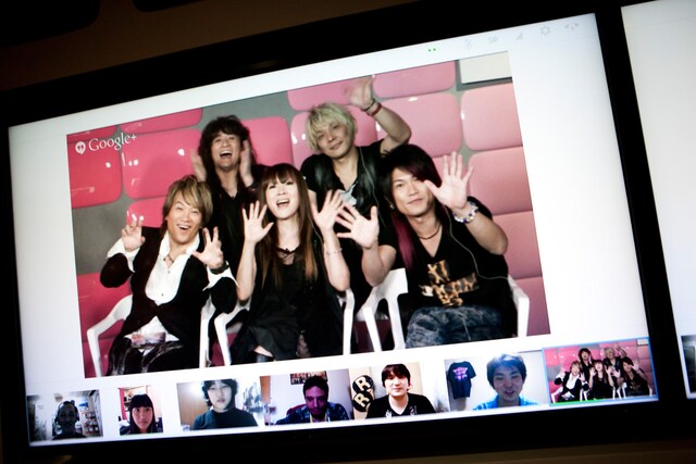 JAM Project「MUSIC FRIDAY on Google+ | YouTube」出演時のトークの様子。