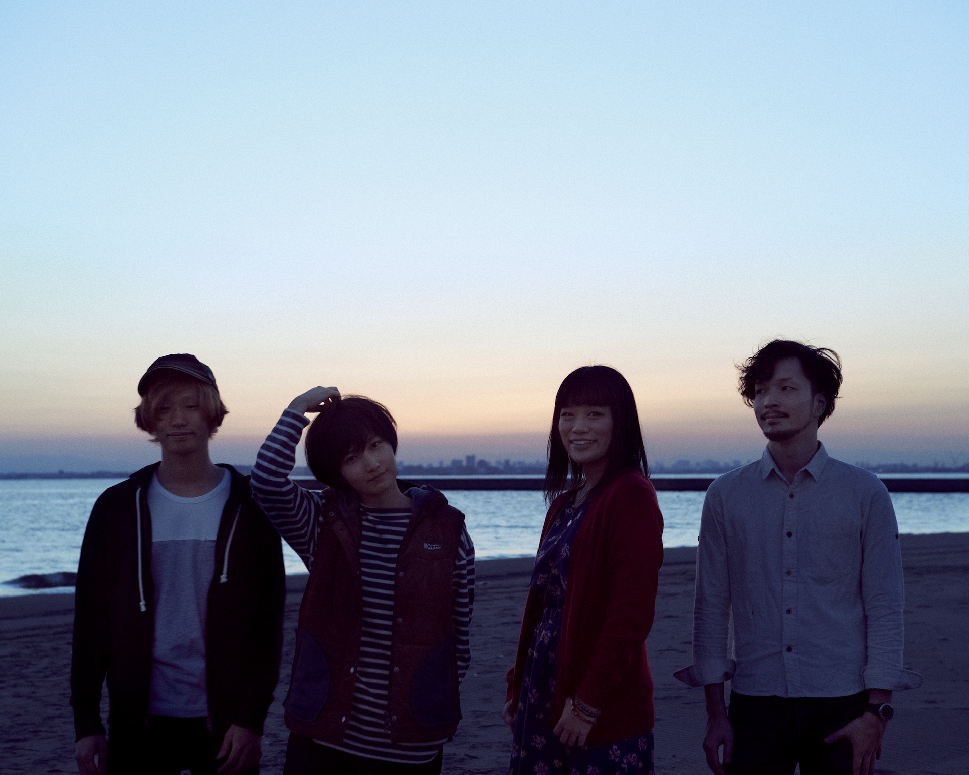 kinokoteikoku_art20131010.jpg?