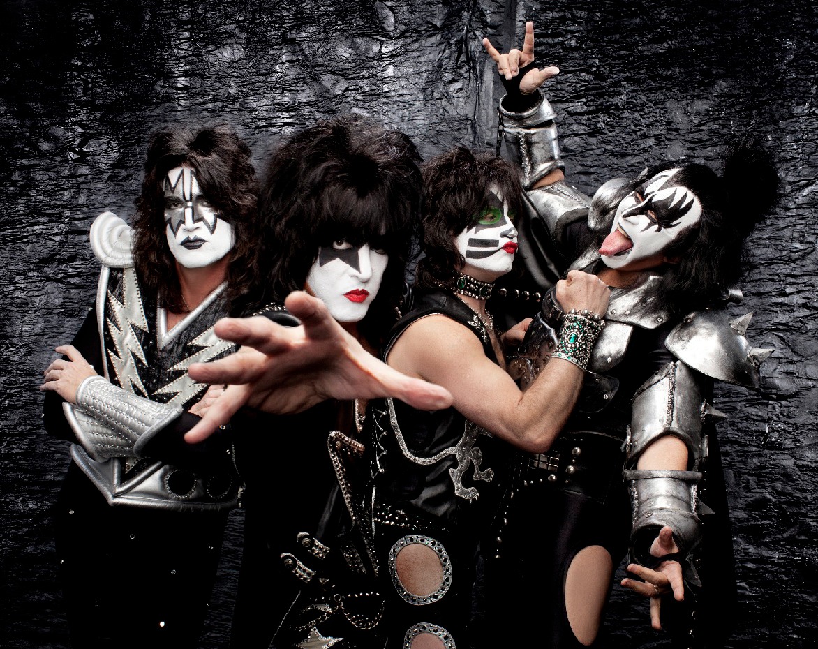Kiss (c)Brian Lowe. Copyright KISS Catalog Ltd.