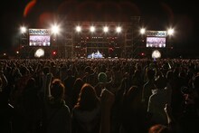 HOME MADE 家族パフォーマンス中の様子。