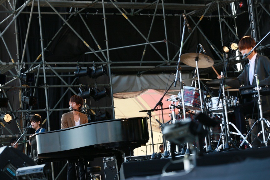 WEAVER