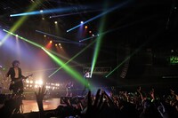 ギルガメッシュ ワンマンライブ「G#」の様子。（撮影：小松陽祐）