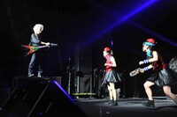 「ダムダム物語」の様子。