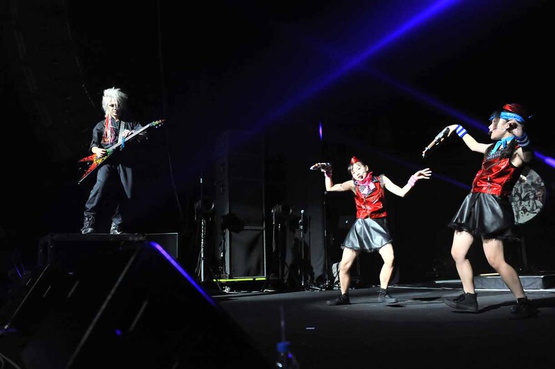 「ダムダム物語」の様子。