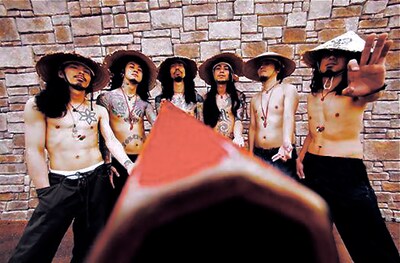 オープニングアクトに抜擢されたHABANA。