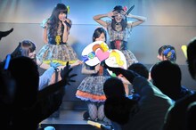 夢みるアドレセンス「セカンドミニアルバム発売決定記念公演」の様子。