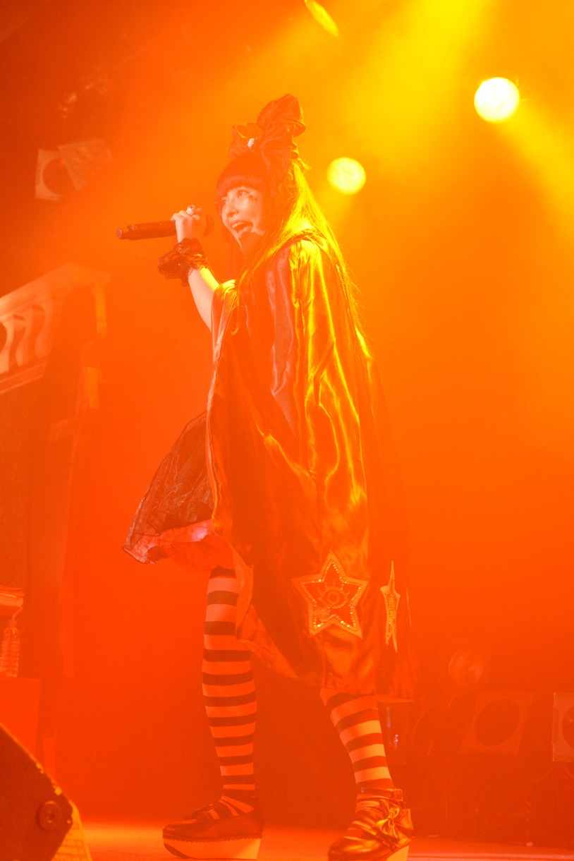 上坂すみれ