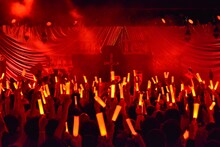 「上坂すみれ決起集会 vol.6 ～死せる乙女の摩天楼～」の様子。