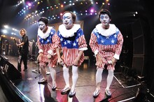 ニューロティカのライブの様子。（撮影：柴田和彦）