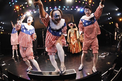 ニューロティカのライブの様子。（撮影：柴田和彦）