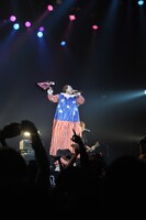 ニューロティカのライブの様子。（撮影：柴田和彦）