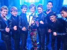 氷川きよしと三代目 J Soul Brothers。
