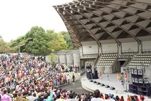 チームしゃちほこ「愛のフリーライブ」の様子。