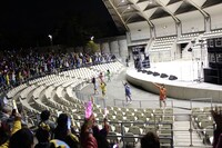 チームしゃちほこ「愛のフリーライブ」の様子。