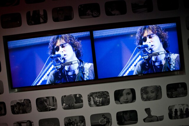 「MUSIC FRIDAY on Google+ | YouTube」でオンエアされた斉藤和義のライブ映像。