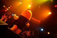 バックドロップシンデレラ「ワンマンでウンザウンザを踊る」ライブの様子。（撮影：西槇太一）