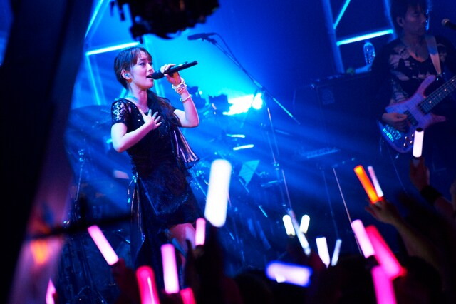 日笠陽子「Glamorous Live」の様子。