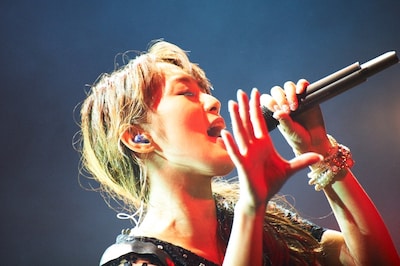 日笠陽子「Glamorous Live」の様子。