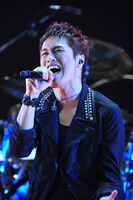 SIAM SHADE「SIAM SHADE LIVE TOUR 2013～SIAM SHADE HEART OF ROCK 7～」埼玉・さいたまスーパーアリーナ公演の様子。　