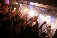 aquarifa「君は誰のせいにする？」東京・Shibuya O-Crest公演の様子。（photo by Viola Kam [V'z Twinkle Photography]）