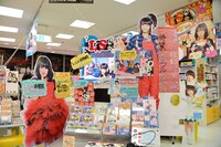 タワーレコード新宿店アニメソングコーナーはLiSAだらけに。